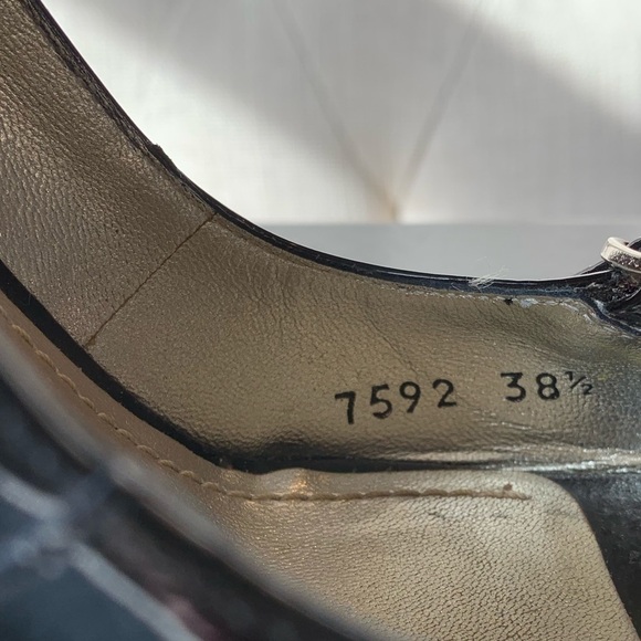 Dolce & Gabbana •  Spuntata Vernice - Picture 8 of 14